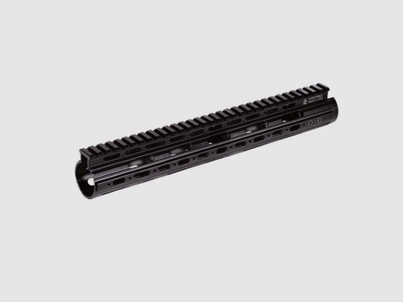 UTG PRO 13" AR-15 Super Slim Handschutz Farbe: Schwarz