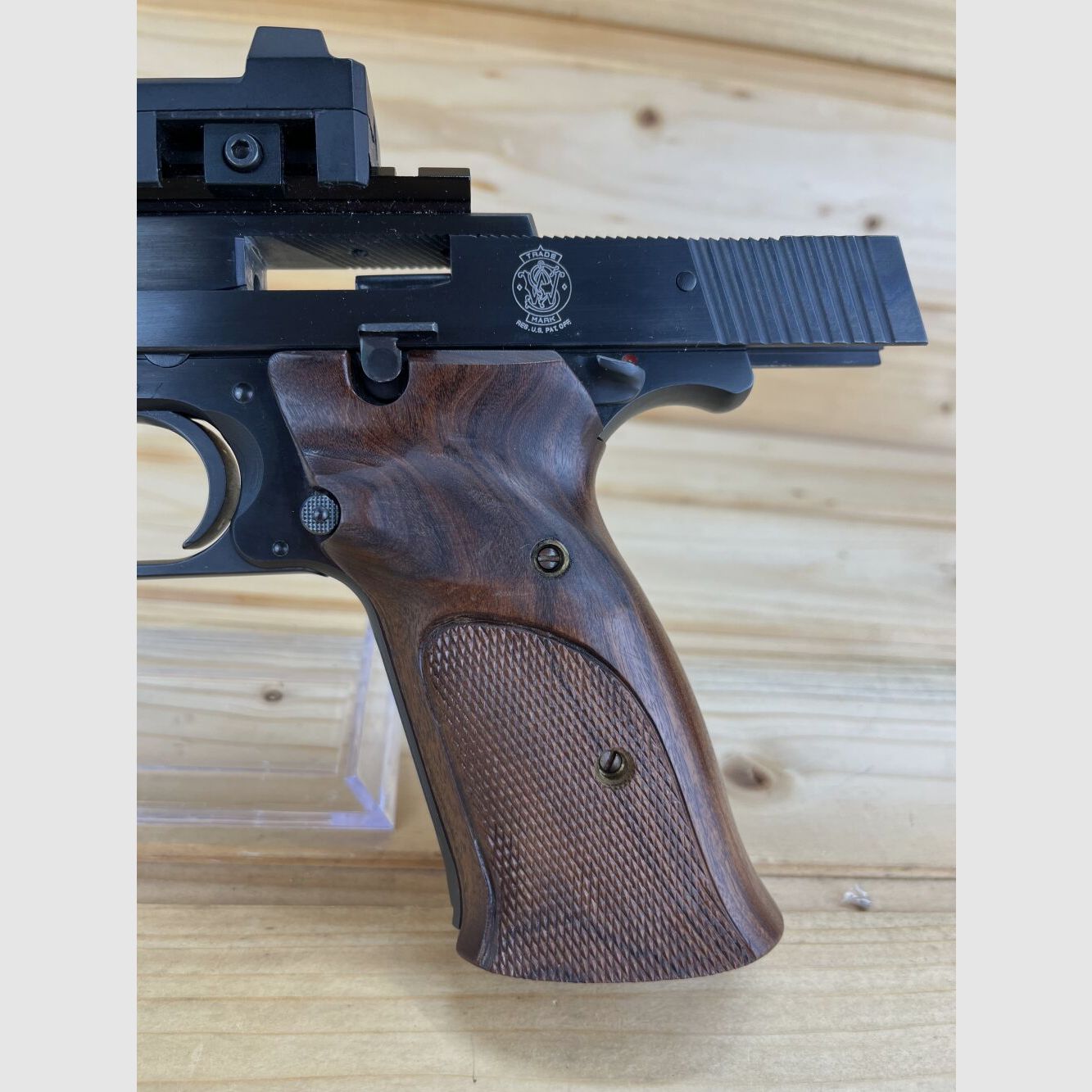 Smith & Wesson Mod. 41 KK-pistool met rood punt & vaste open vizier .22lr