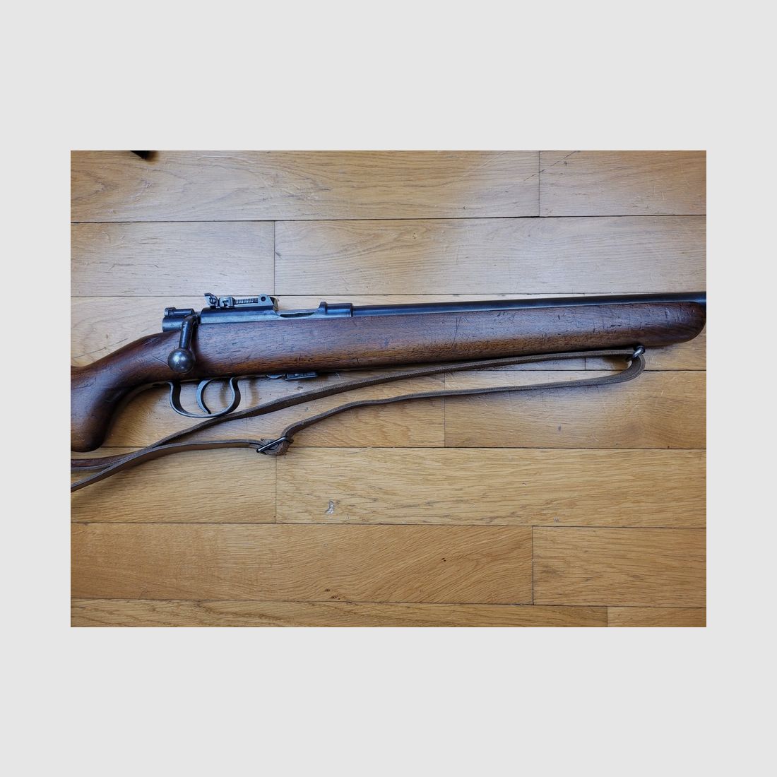 Hermoso rifle MAUSER Modelo 1945 – Calibre 22LR – Aprobado para TAR – Cargador de 5 disparos – Correa – Muy Buen Estado, imagen 4 de 15