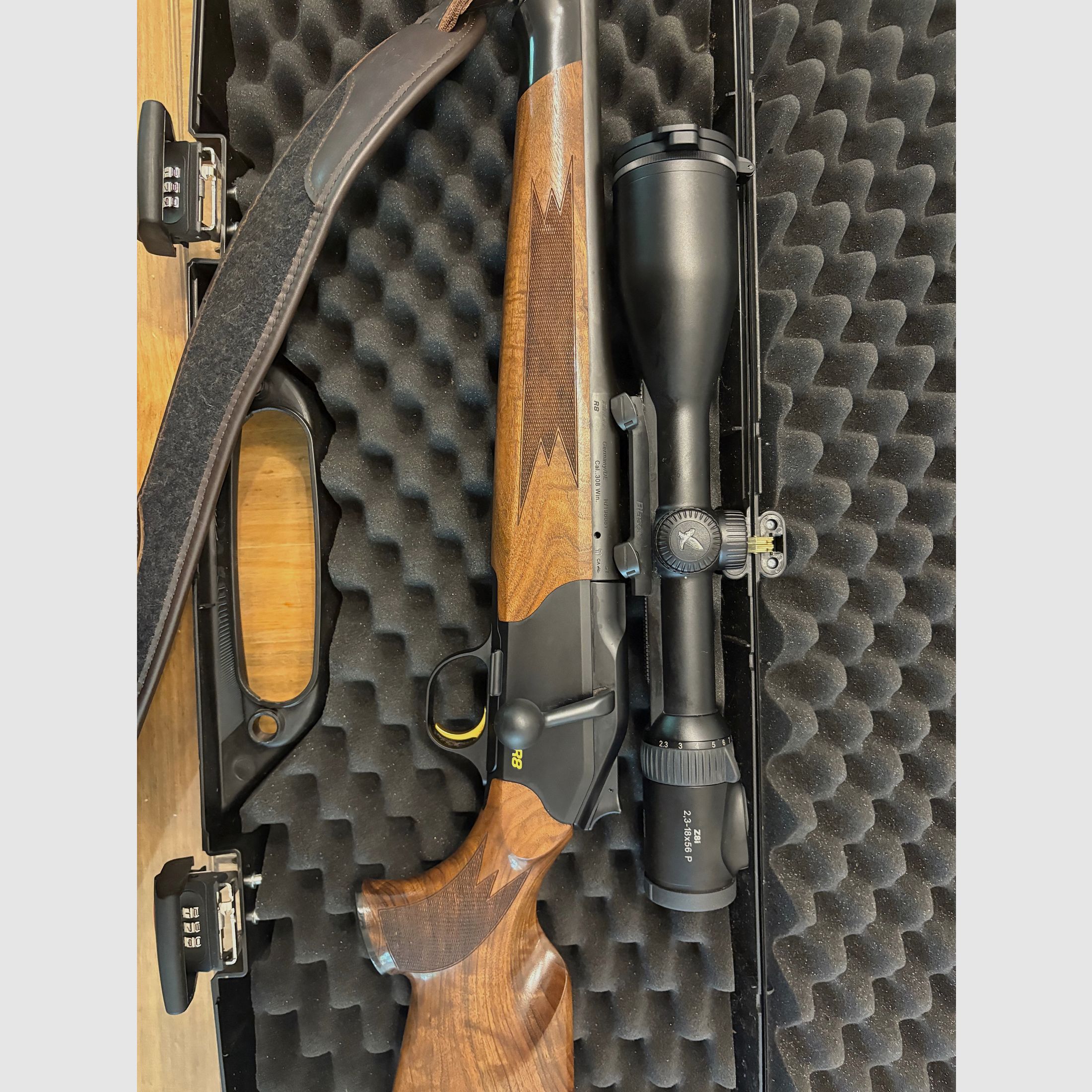 Blaser R8 Left!!  308 Win, Swarovski Z8i 2.3-18x56