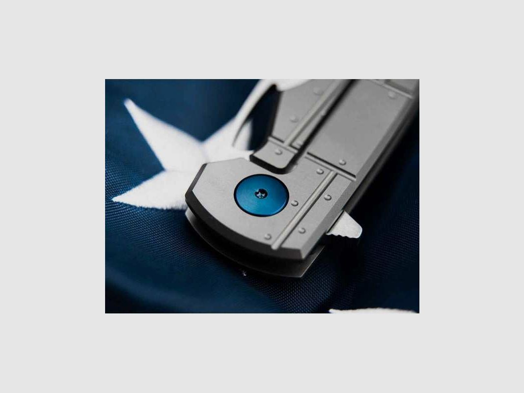 Böker Plus P-51 Damast Titan zakmes