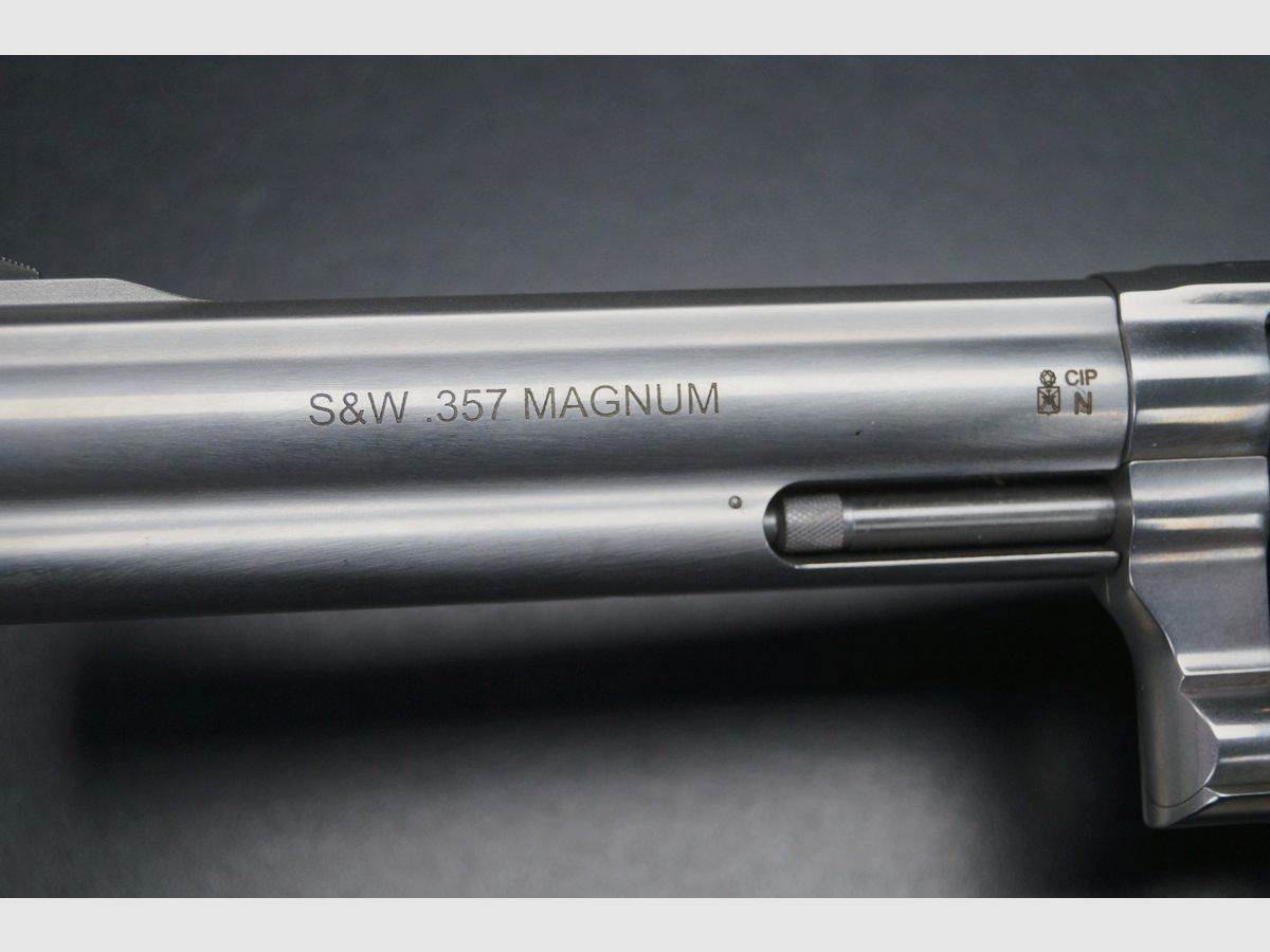 Smith & Wesson 686 Plus Deluxe, image 6 sur 8
