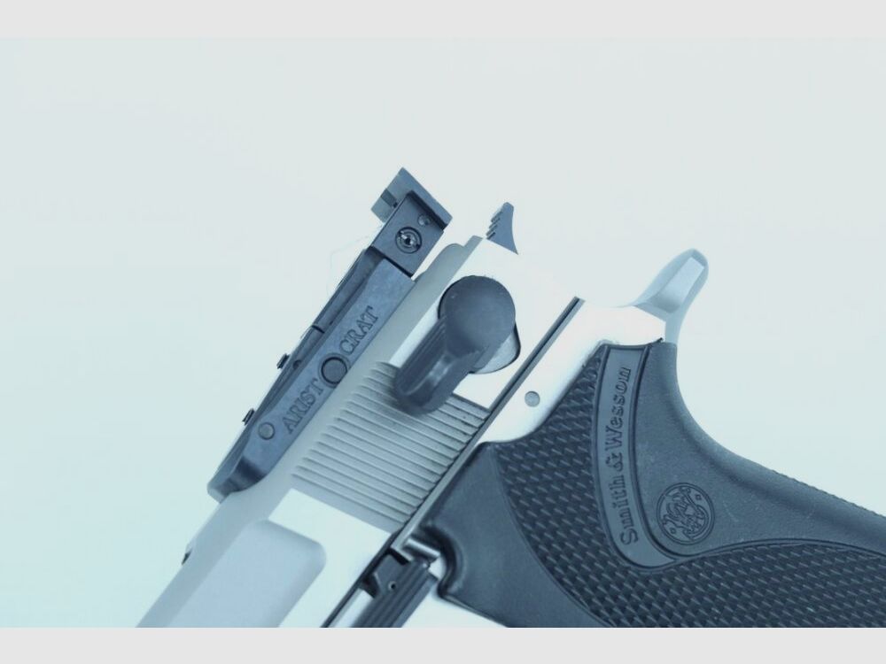 Smith & Wesson Smith & Wesson 5906 Target Champion 9 mm 5"