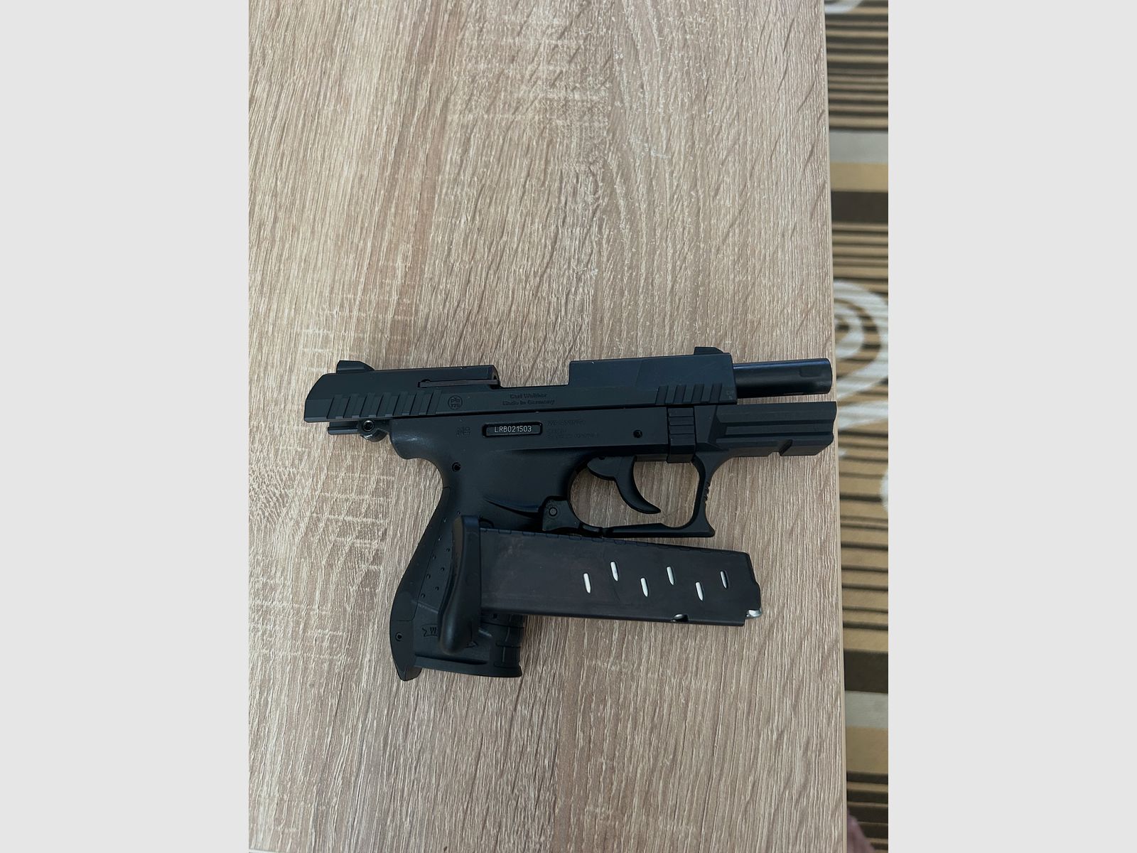 Walter P22 blank firing gun
