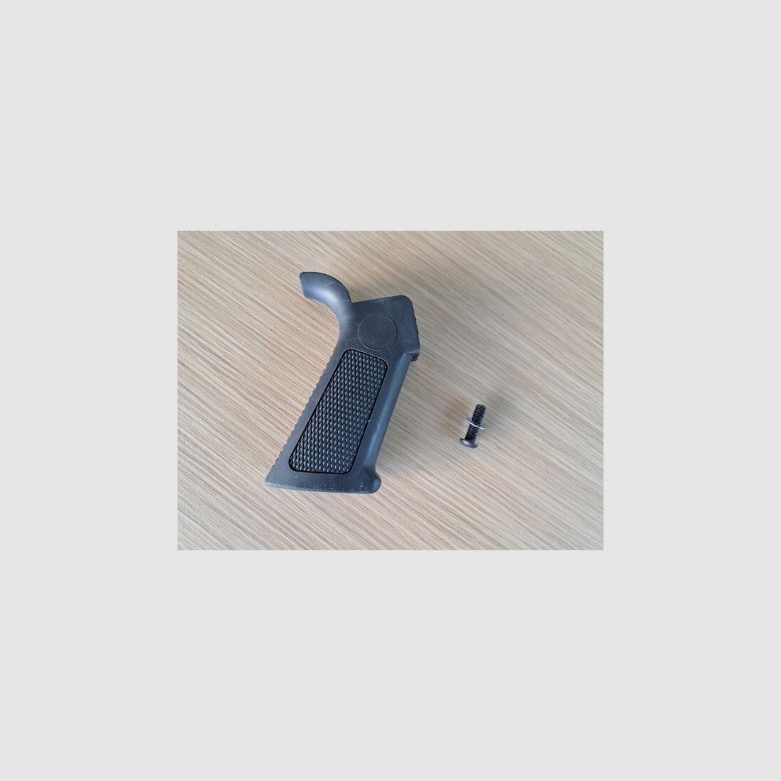 AR15 Griff Schmeisser