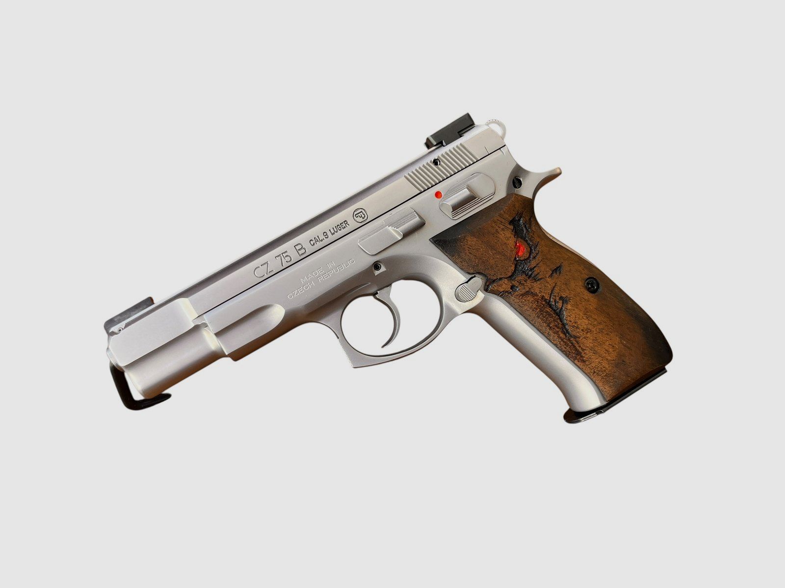 Pistolet CZ 75B Inox calibre 9x19mm | Classique en acier inoxydable, image 2 sur 8