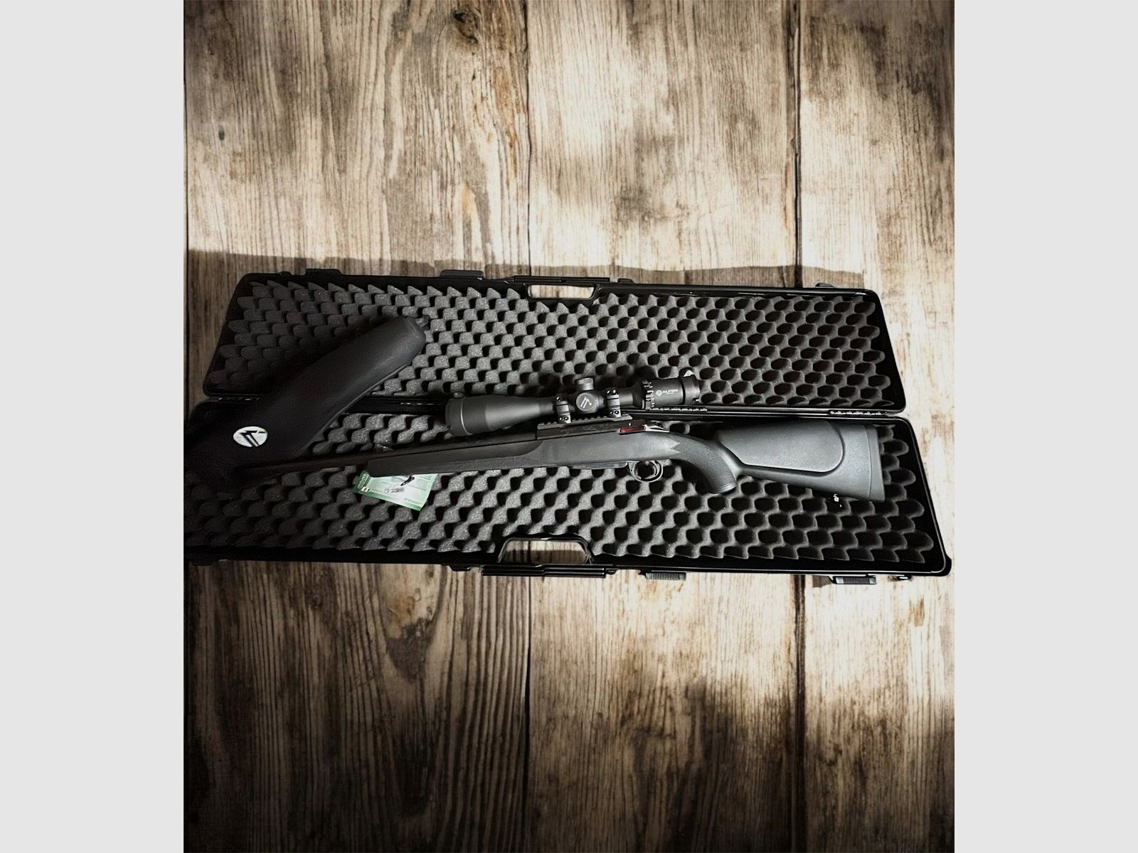 Jagdrepetierbüchse | Revo Arms Hunter .308 Win. mit Alpen Optics Apex XP 2,5–15x50 BDC