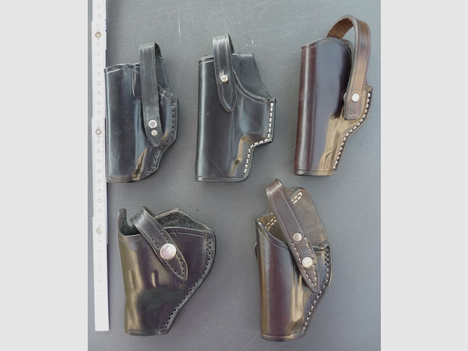HKDesign Holster  Art. Nr.  002 : Einfachholster mit Sicherheitsriemen   -  für: RG9, RG600, Reck Comma., HW37/88, TGS,S&W419,M&S.EGP55, RG9,PPK,  M&SG3  -  für Linkshänder