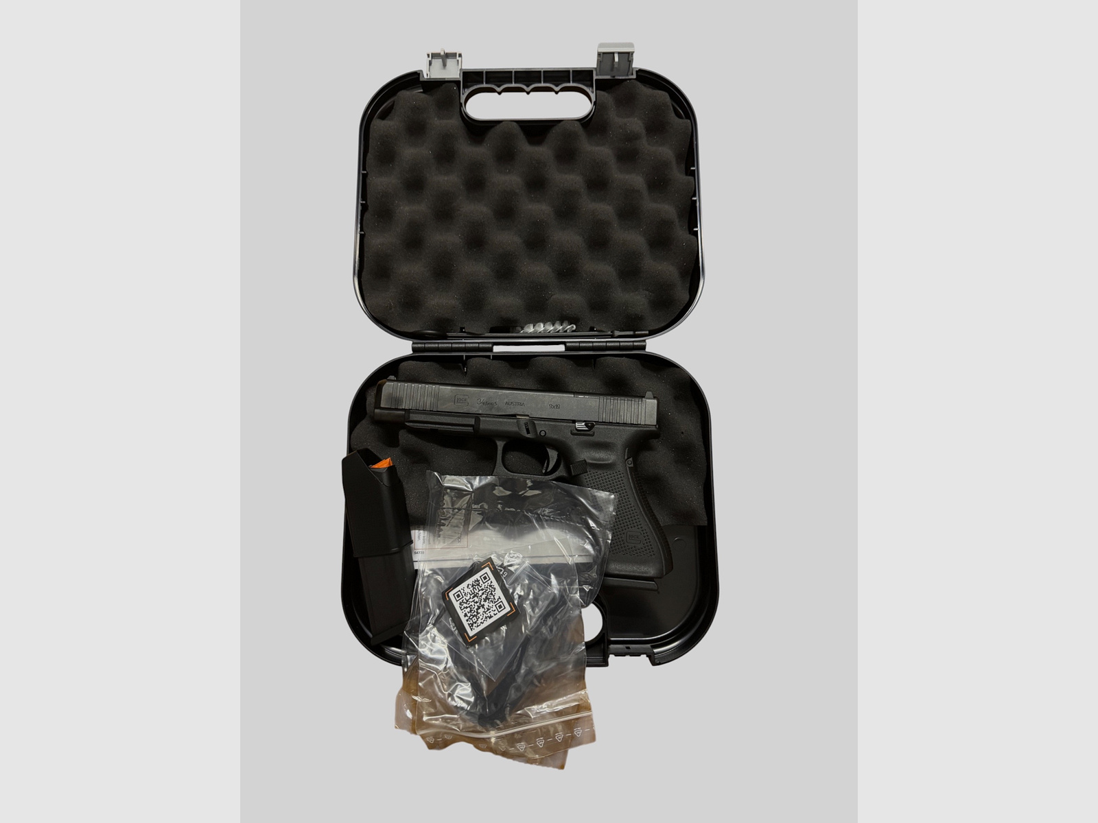 Glock Pistool 34 Gen5 MOS / 9mm, incl. 4 x MOS Adapterplaten