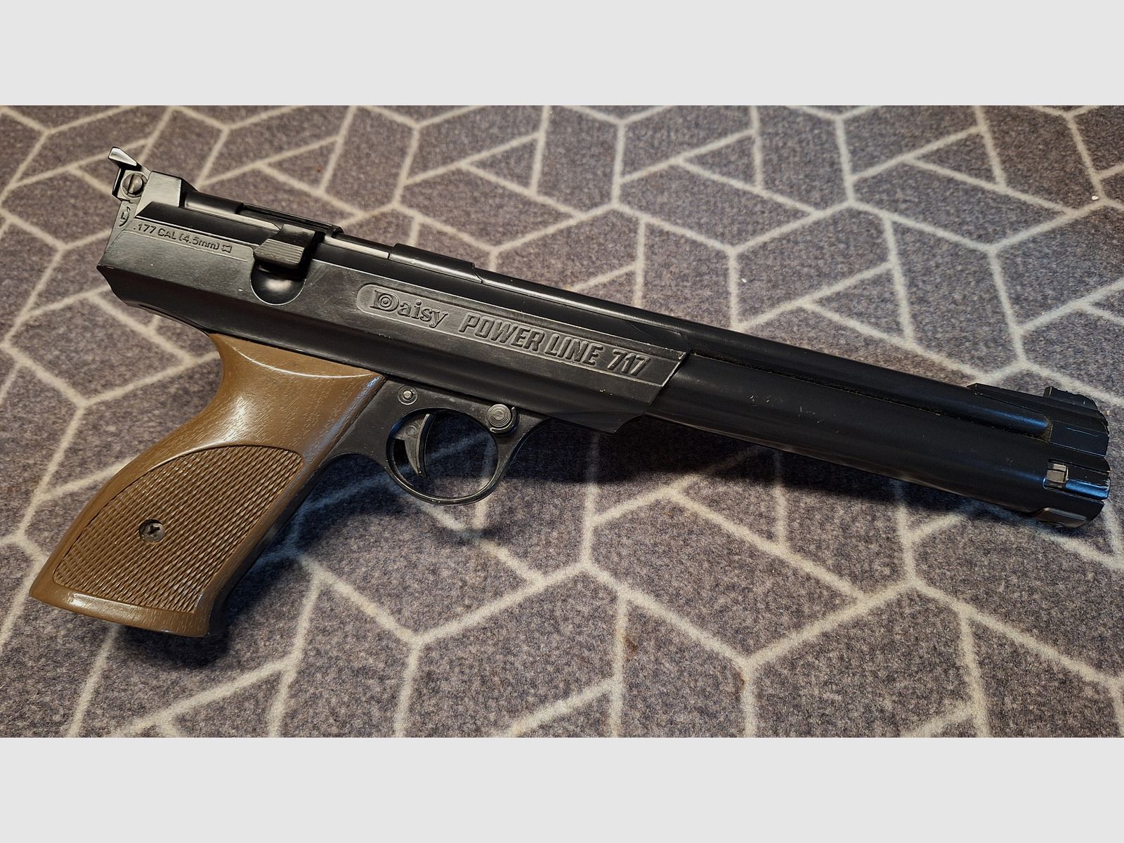Air pistol Daisy Powerline 717