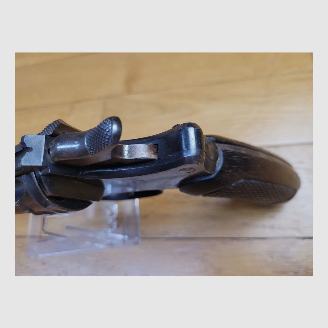 Bellissimo revolver regolamentare 1892 – Comune ma mitico – Apice del revolver Made in France – Calibro 8mm92 – Arma del 1902 riqualificata in Belgio – TBE, immagine 14 di 22