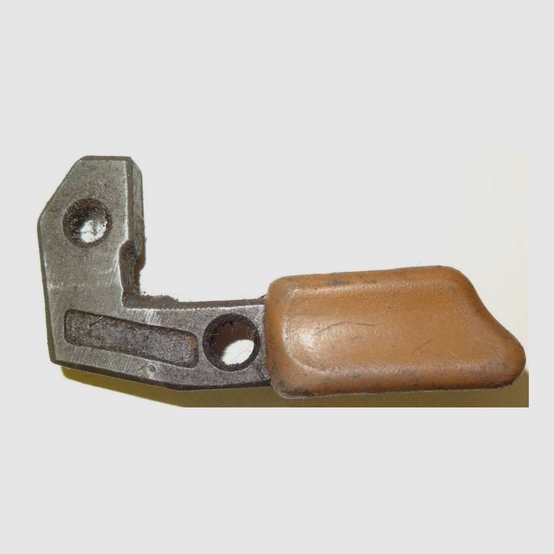 HK G3 leva di caricamento / leva di armamento, marrone, plastica, BW, Bundeswehr