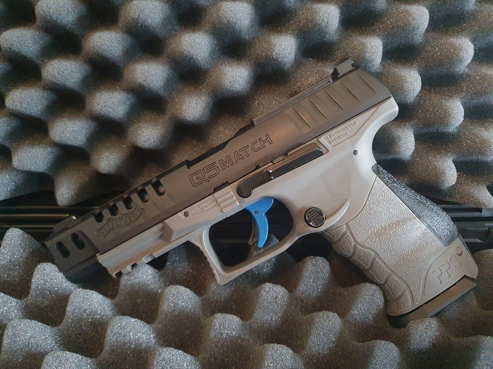 Walther Match Compo 5 CO₂-Pistole – wie neu + 30 Gaspatronen, 1500 Schuss, 3 Magazine+Halterungstasche