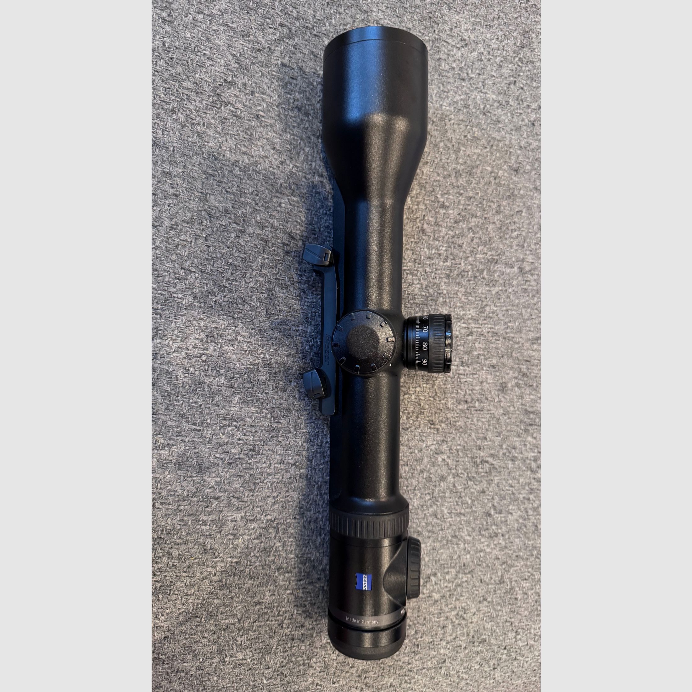 Zeiss V8 2,8-20x56 mit Ballistikturm und Schiene 
