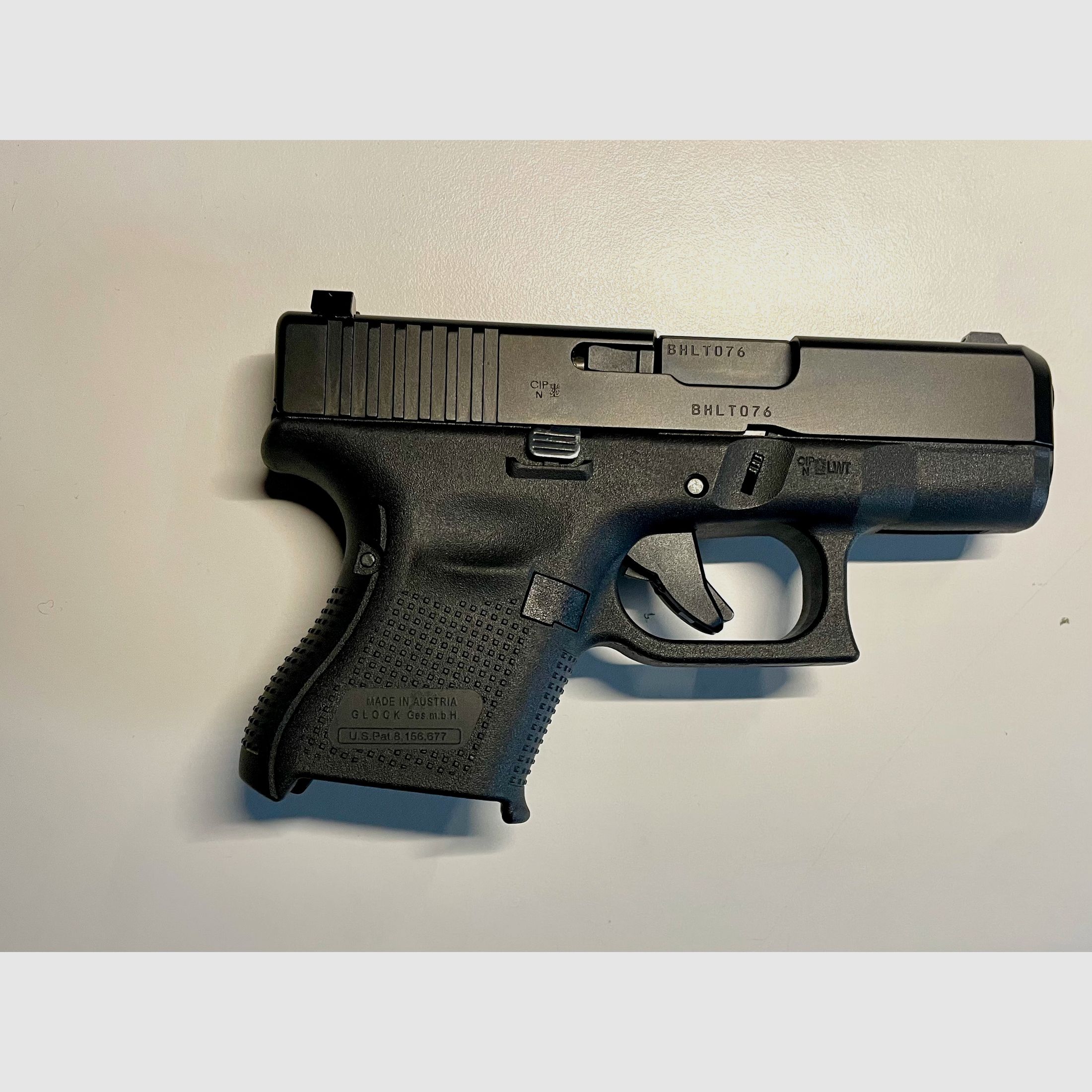 Glock 26 Gen.5 caliber 9mm Luger with box & 2 magazines