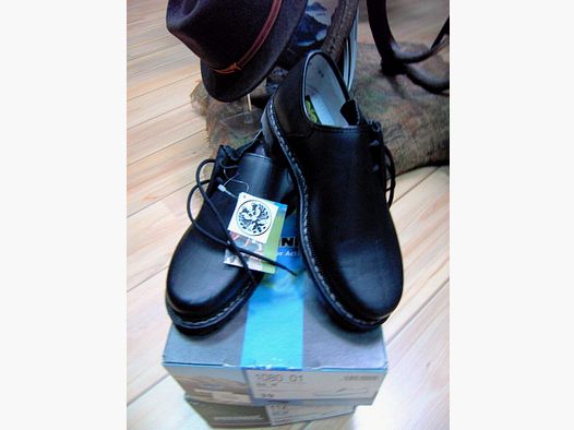 Meindl Gr. 39 + 40 l Herren Trachtenschuhe Mod 86M Profil Fab.schwarz