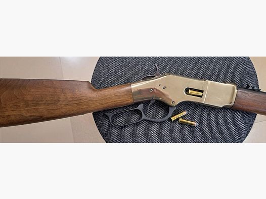 Hege Uberti Winchester 1866 Replik mit Sattelring