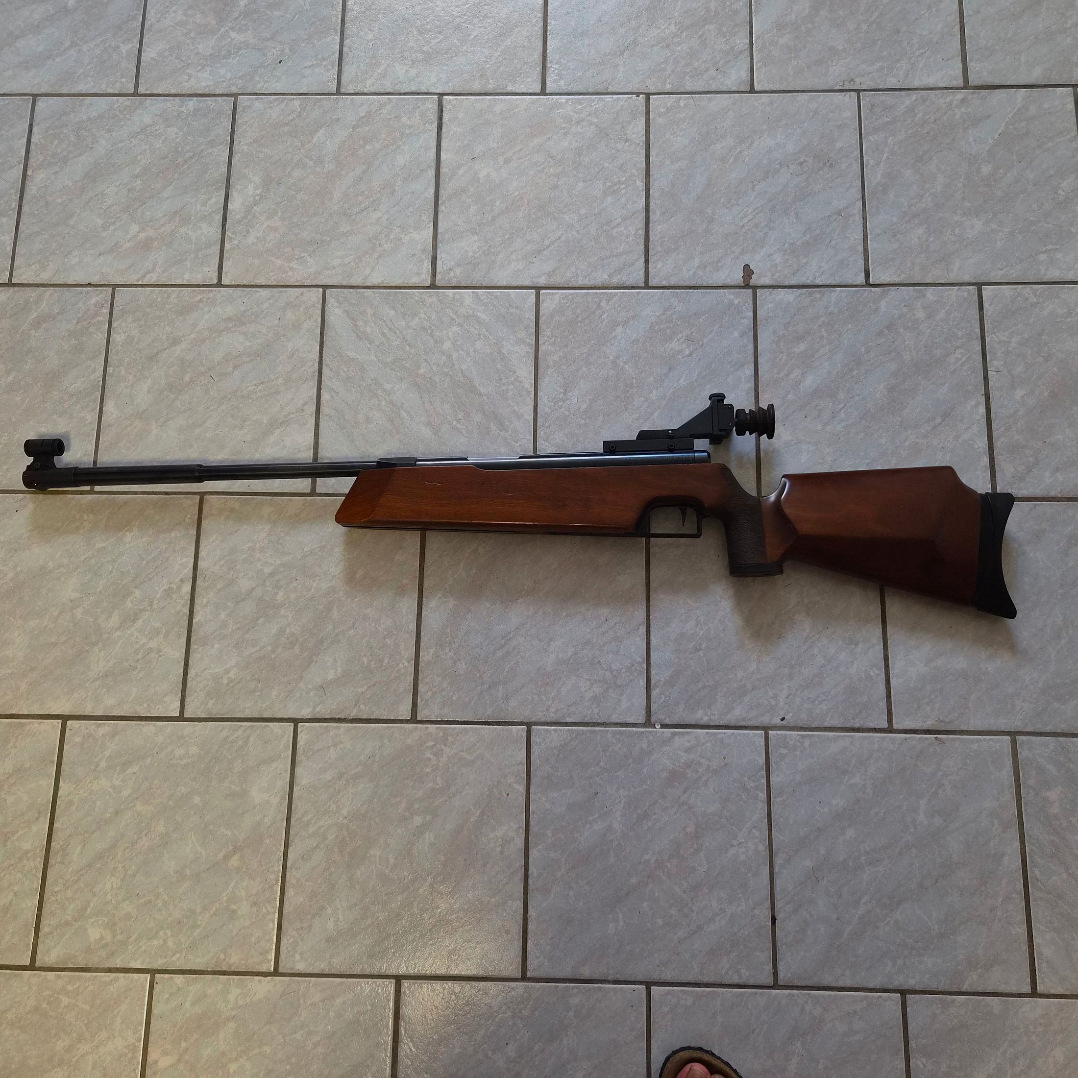 Carabine à air Feinwerkbau Modell 300 S