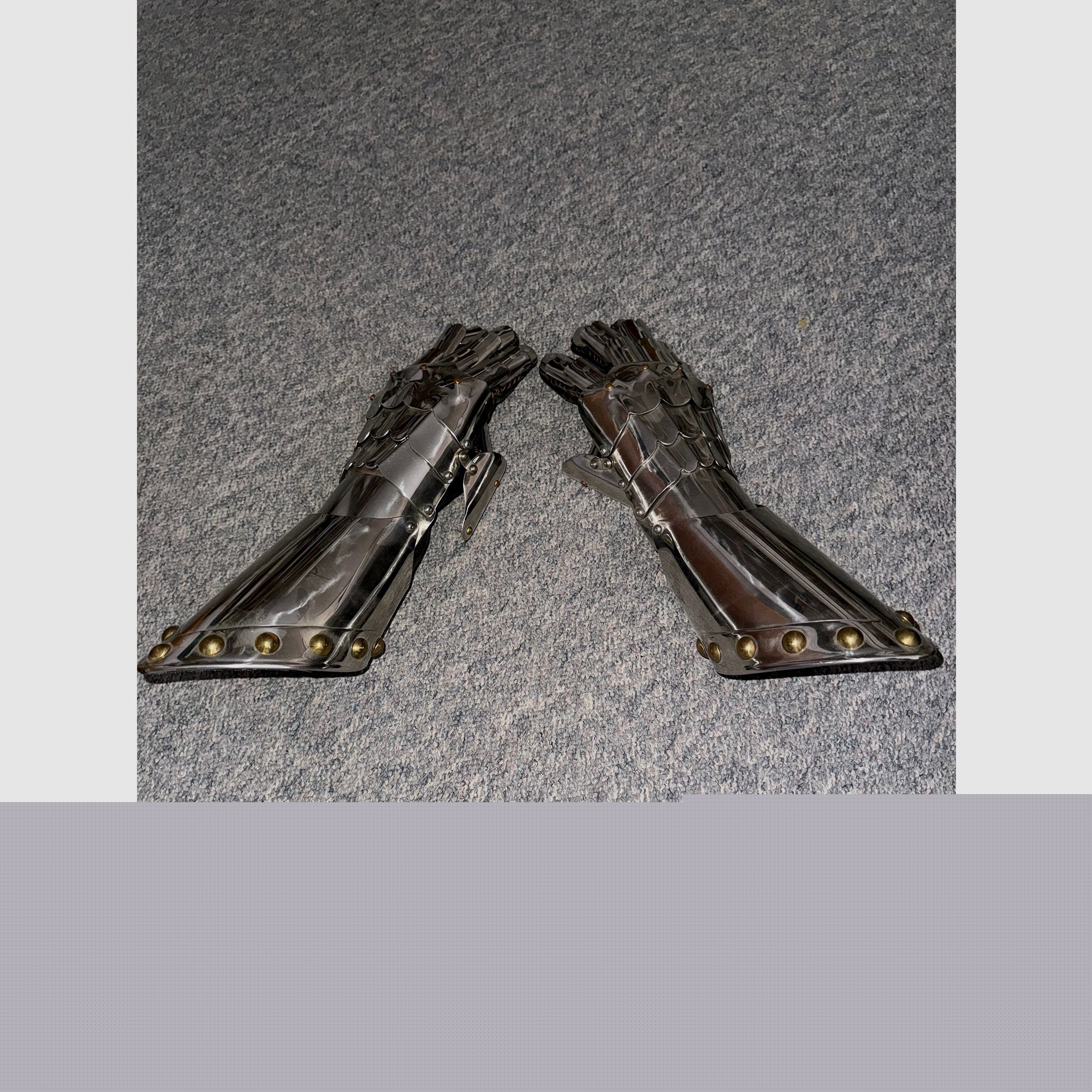 1A ridderhandschoenen voor de rituele ridderlijke slag.