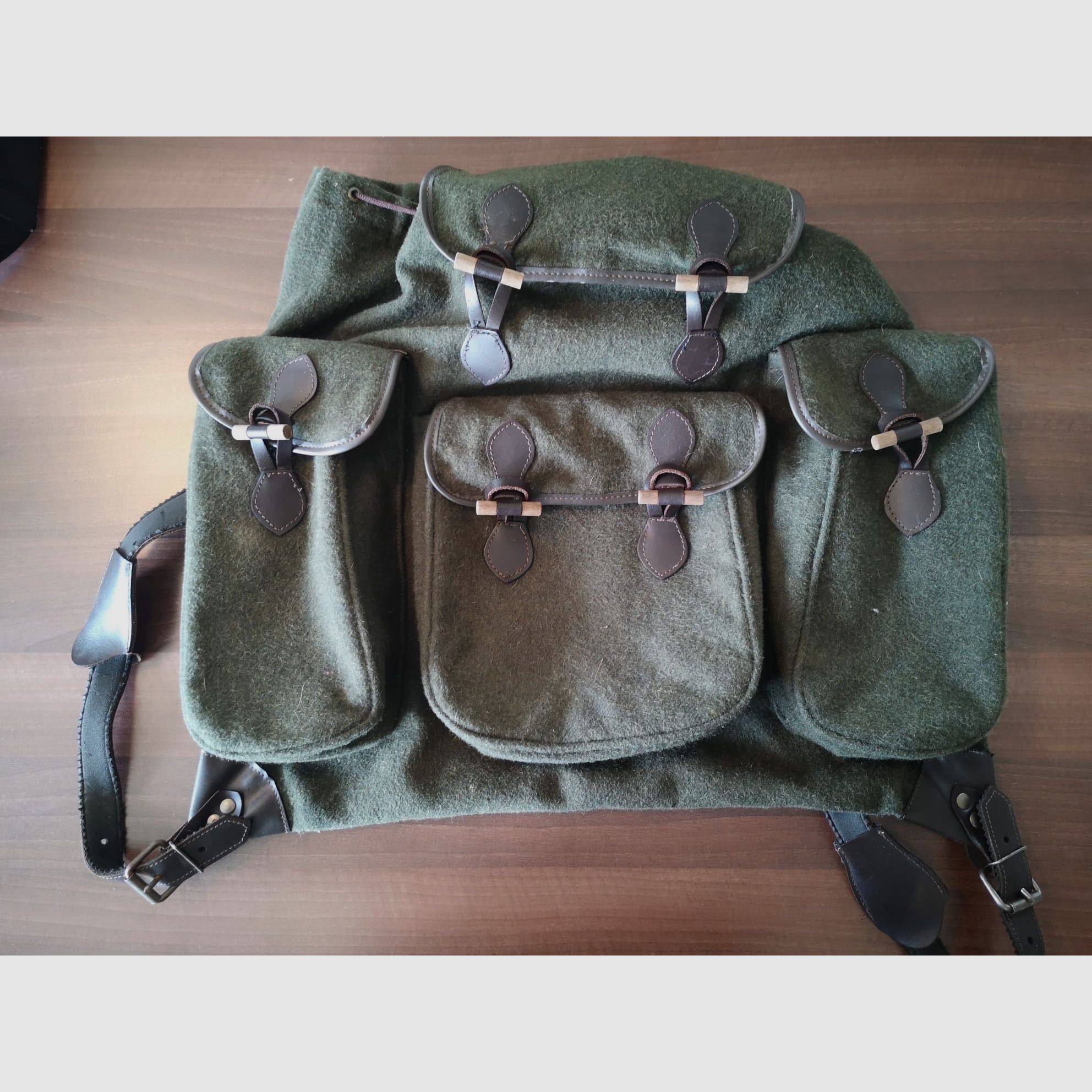 Loden Flüsterrucksack