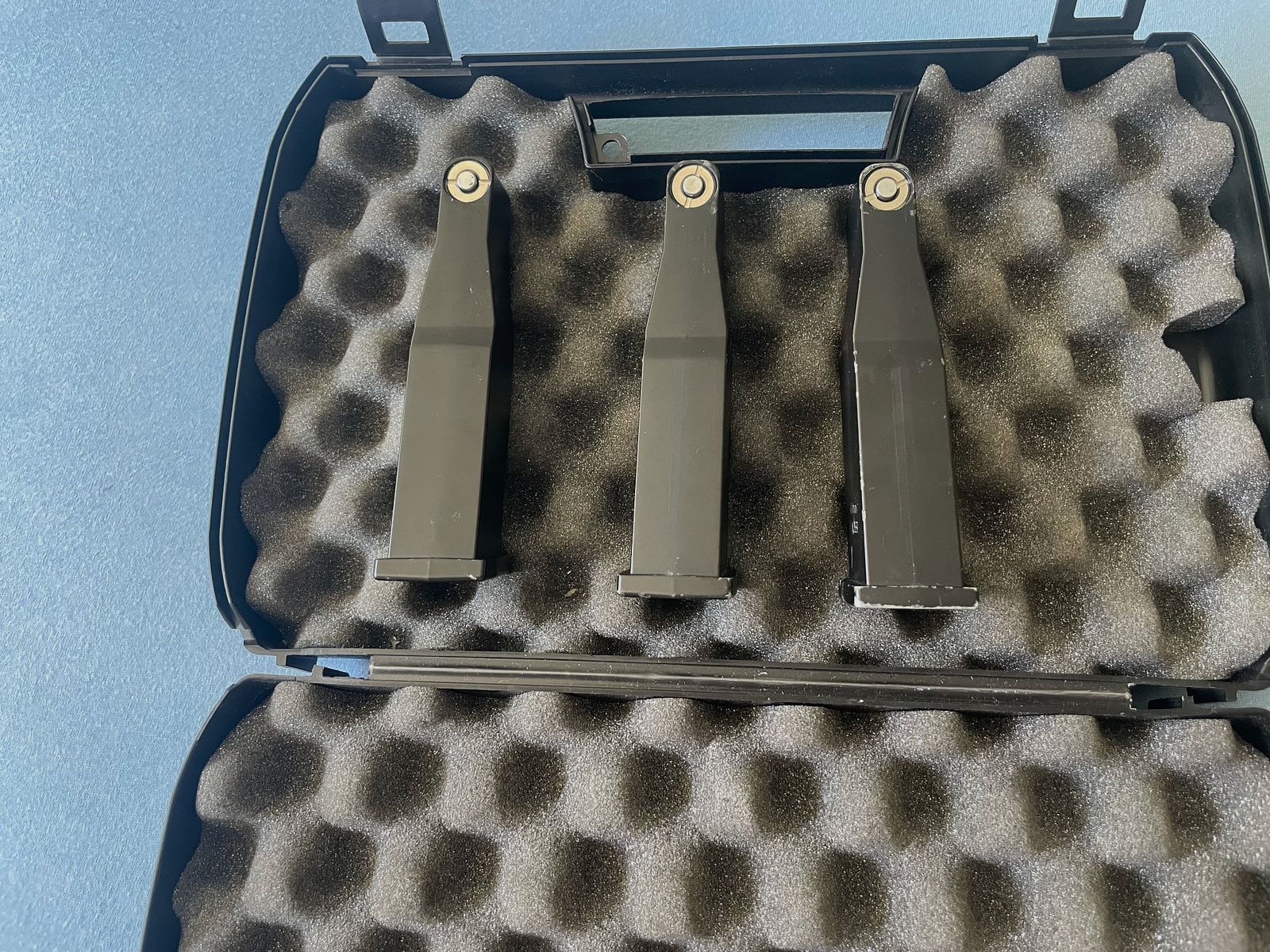 Umarex H&K USP CO2 NBB (+ 3 Magazine und Koffer)