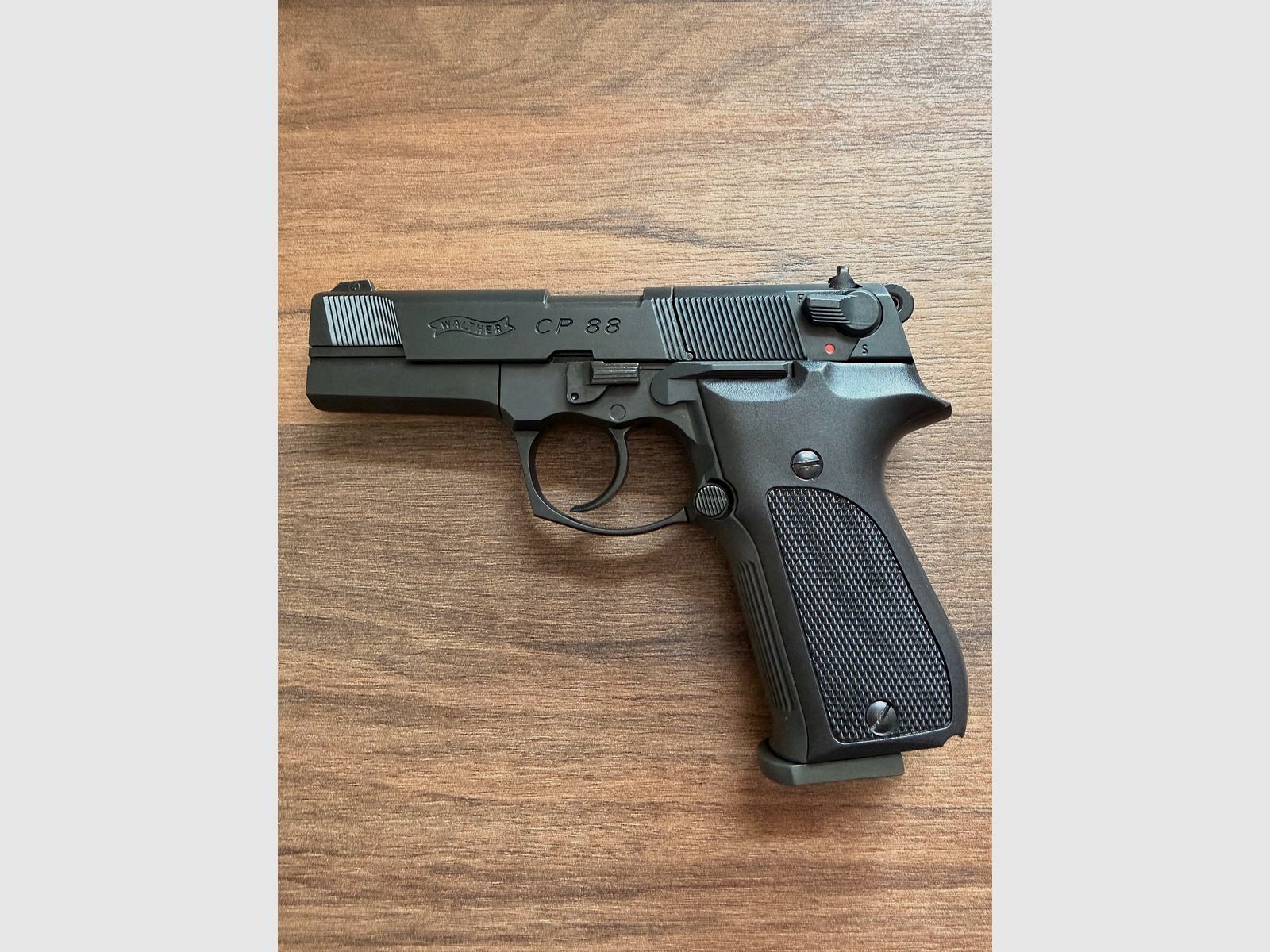 Walther CP88 CO₂ pistol 4.5 mm diabolo + case + diabolo pellets