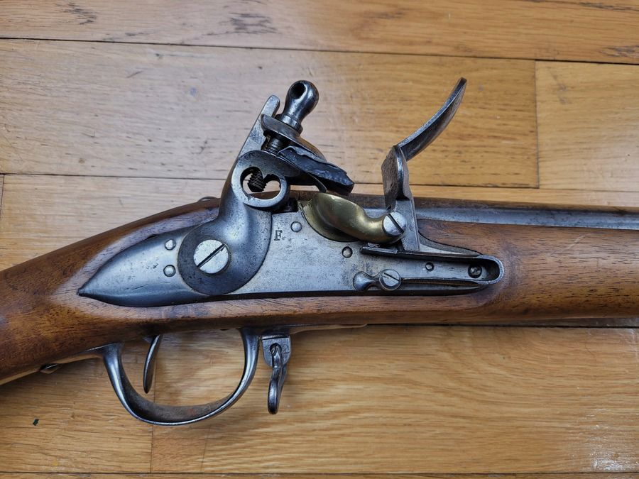 Peu courant fusil d&rsquo;infanterie 1777 modifié AN IX – Vrai fusil Révolutionnaire ! – Très homogène – Les bons sont rares ! – TBE, image 5 sur 28