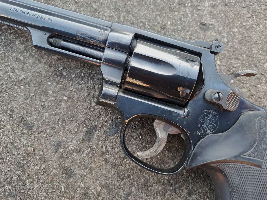 S&W Model 19 Combat Magnum EU-Deko – .357, 6 pouces