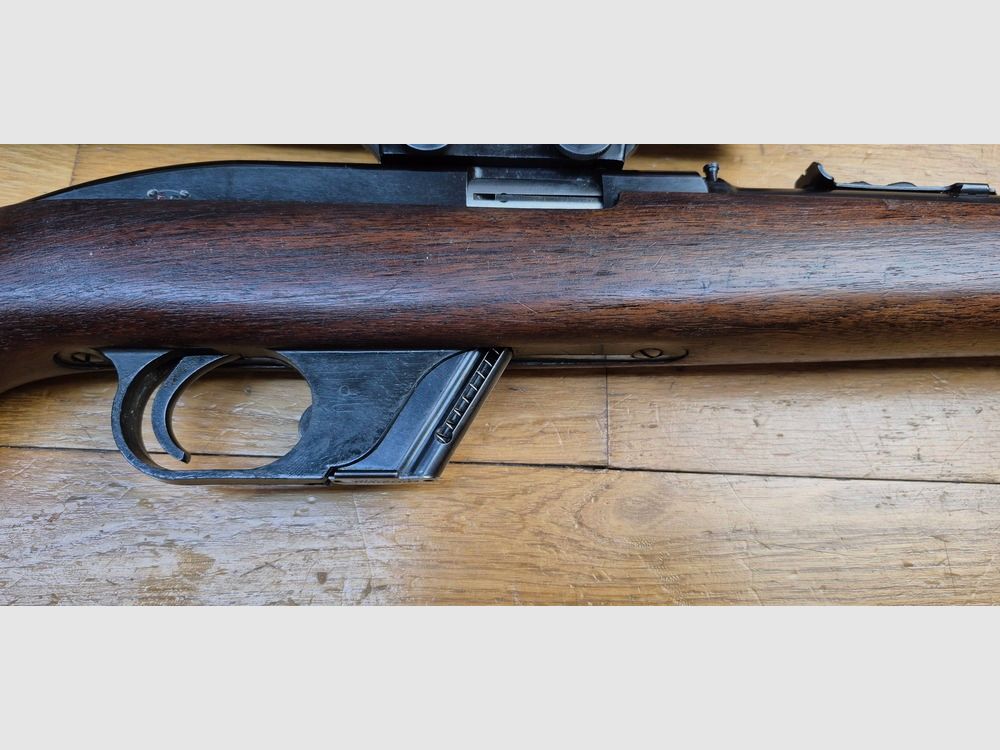Very nice Winchester Model 77 – Semi-automatic rifle in cal. 22LR – The companion of the young American post-war – Ideal weapon for vermin hunting and personal enemy of every can! – 8 rounds – Very nice craftsmanship by Winchester New Haven from 1962 – Condition more than very good – TBE++, image 37 of 41