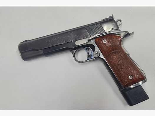 Zimna Złota Puchar Narodowy Mecz