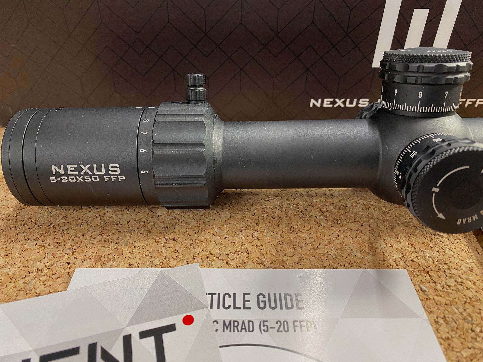 Element Optic Nexus 5-20x50 FFP1 APR1C MRAD telescopio de rifle / Rifle Scope