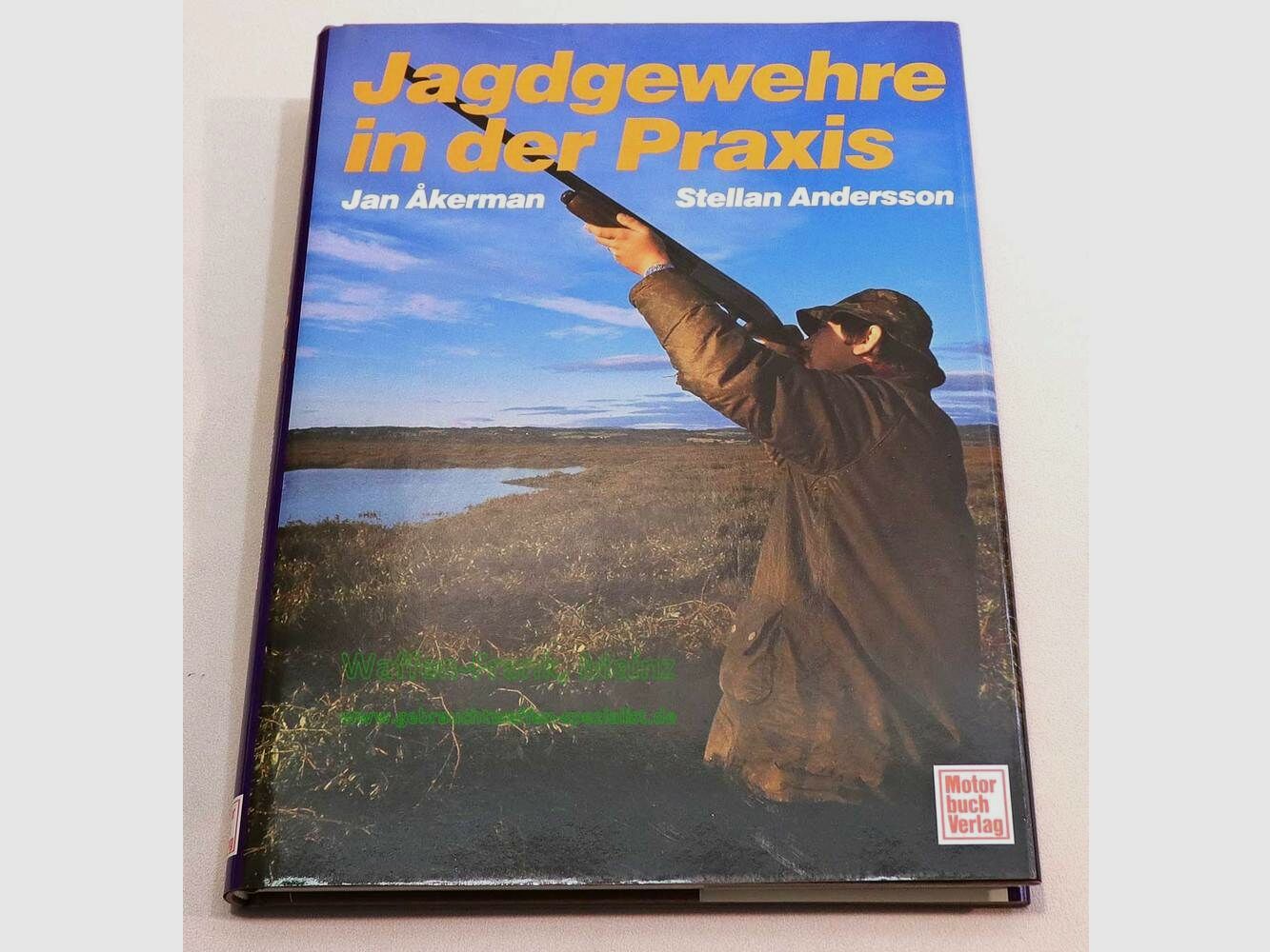 Motorbuch Verlag Book Hunting Rifles in Practice