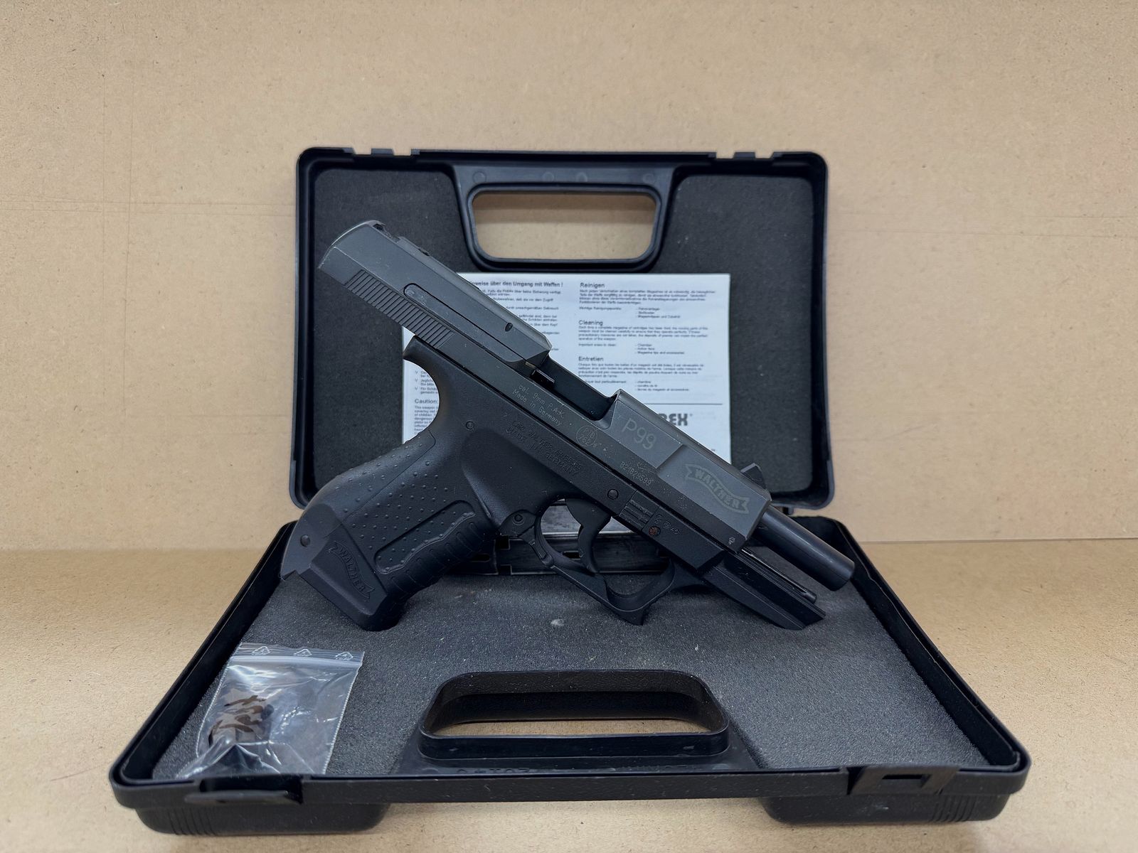 Walther P99 Schreckschuss 9mm P.A.K. – Frühserie PTB-762 mit originalem Entspanndrücker