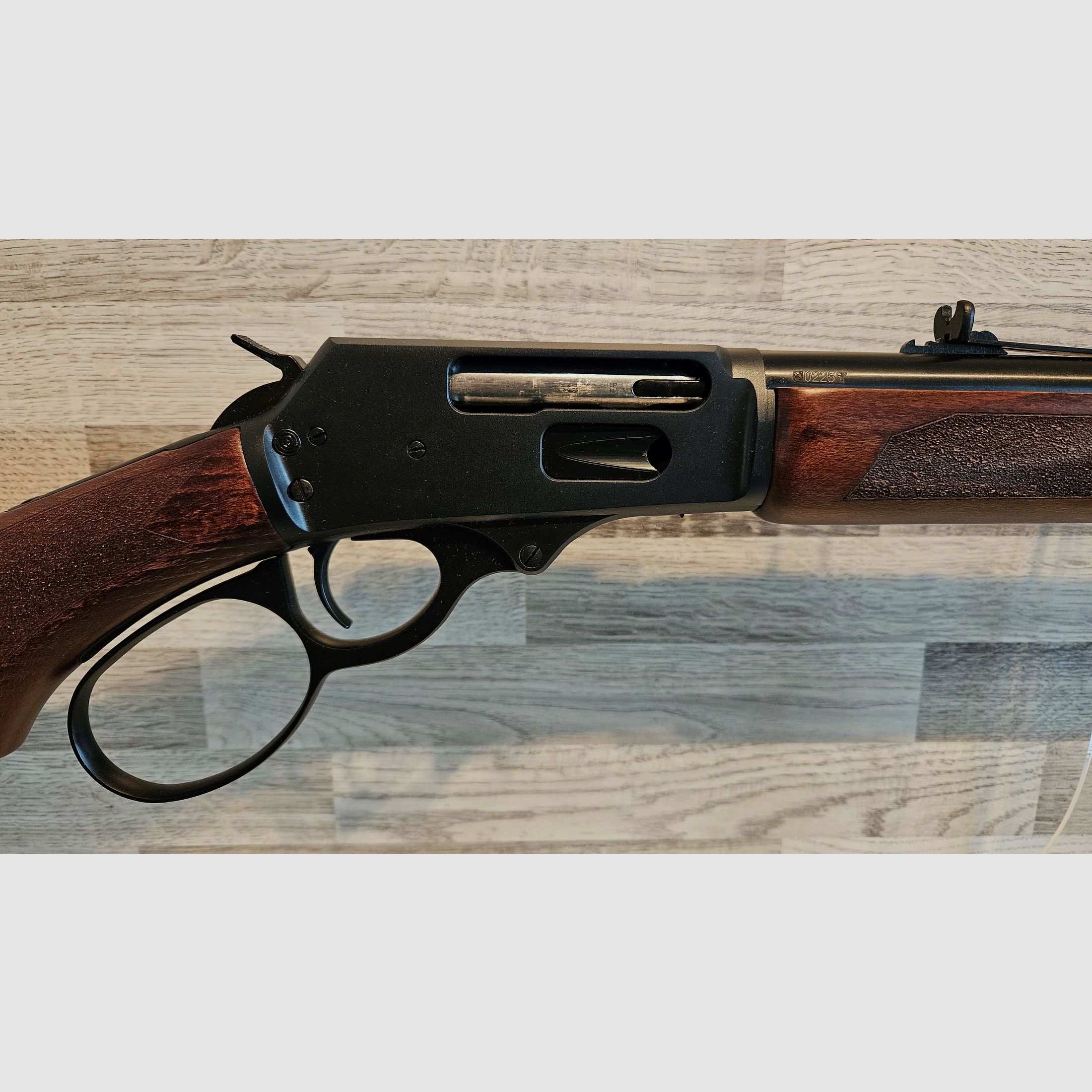 Neuware vom Fachhandel - Unterhebelrepetierbüchse UHR Rossi R95 Trapper .45-70Gov.