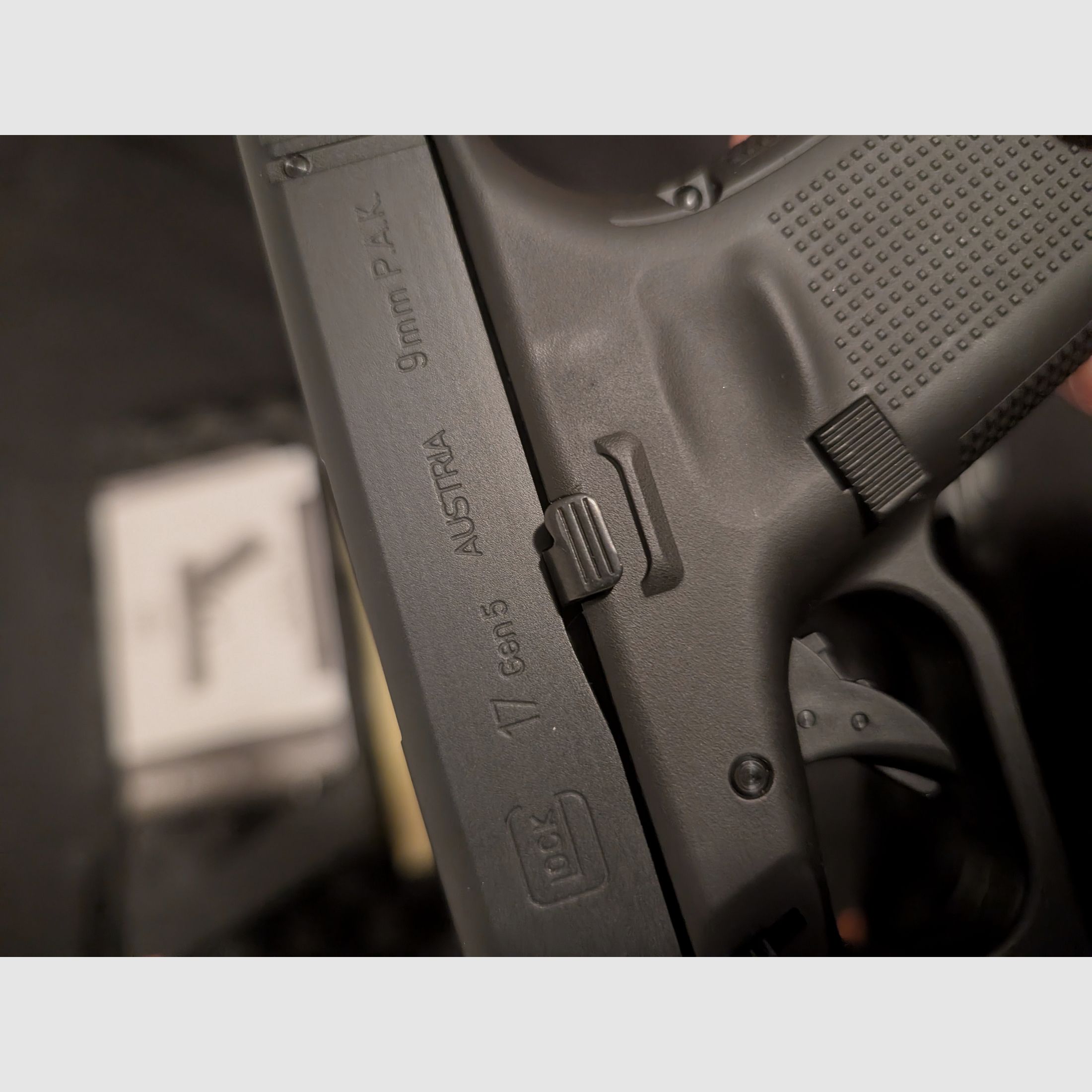 Glock 17 - Gen5 - P.A.K - 9mm + 2tes Magazin 