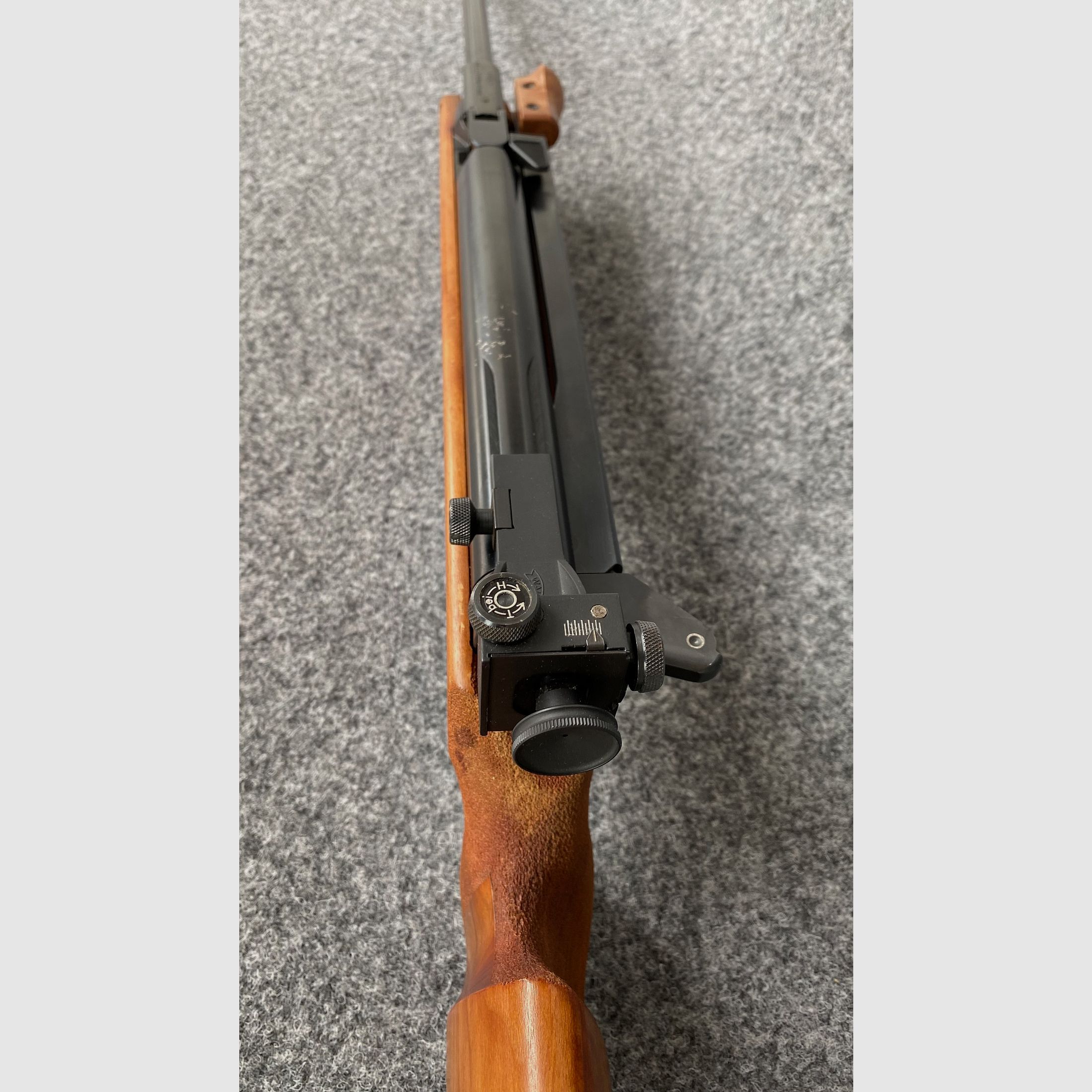 Walther LGR, Matchluftgewehr, Seitenspanner