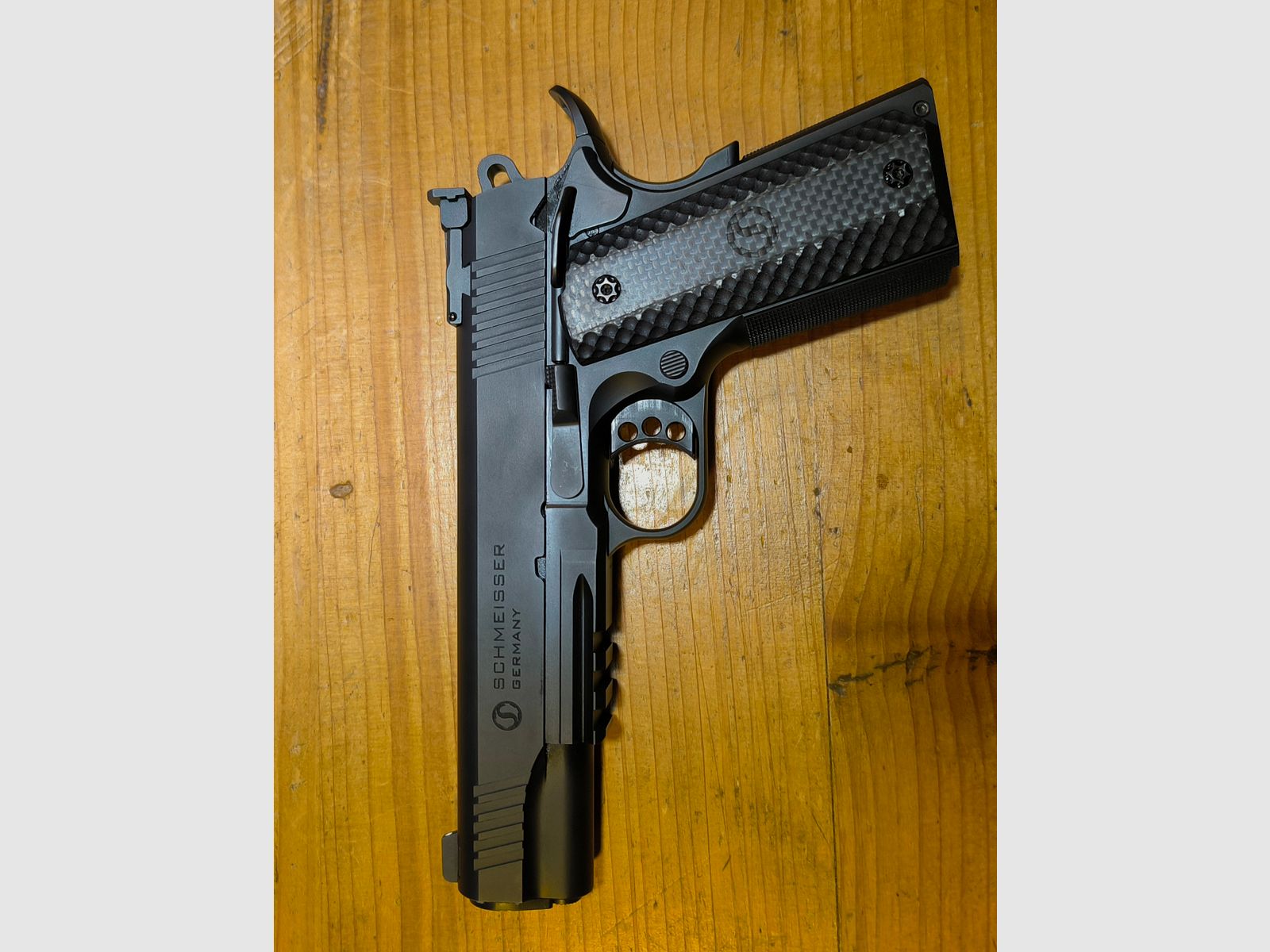 Schmeisser Hugo 1911, 5", 9mm,