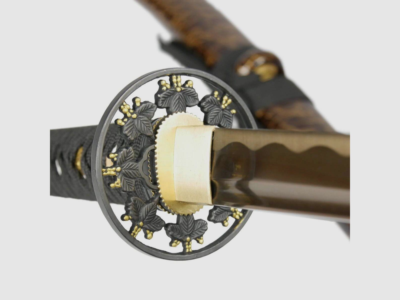Złoty samurajski katana z złotą klingą