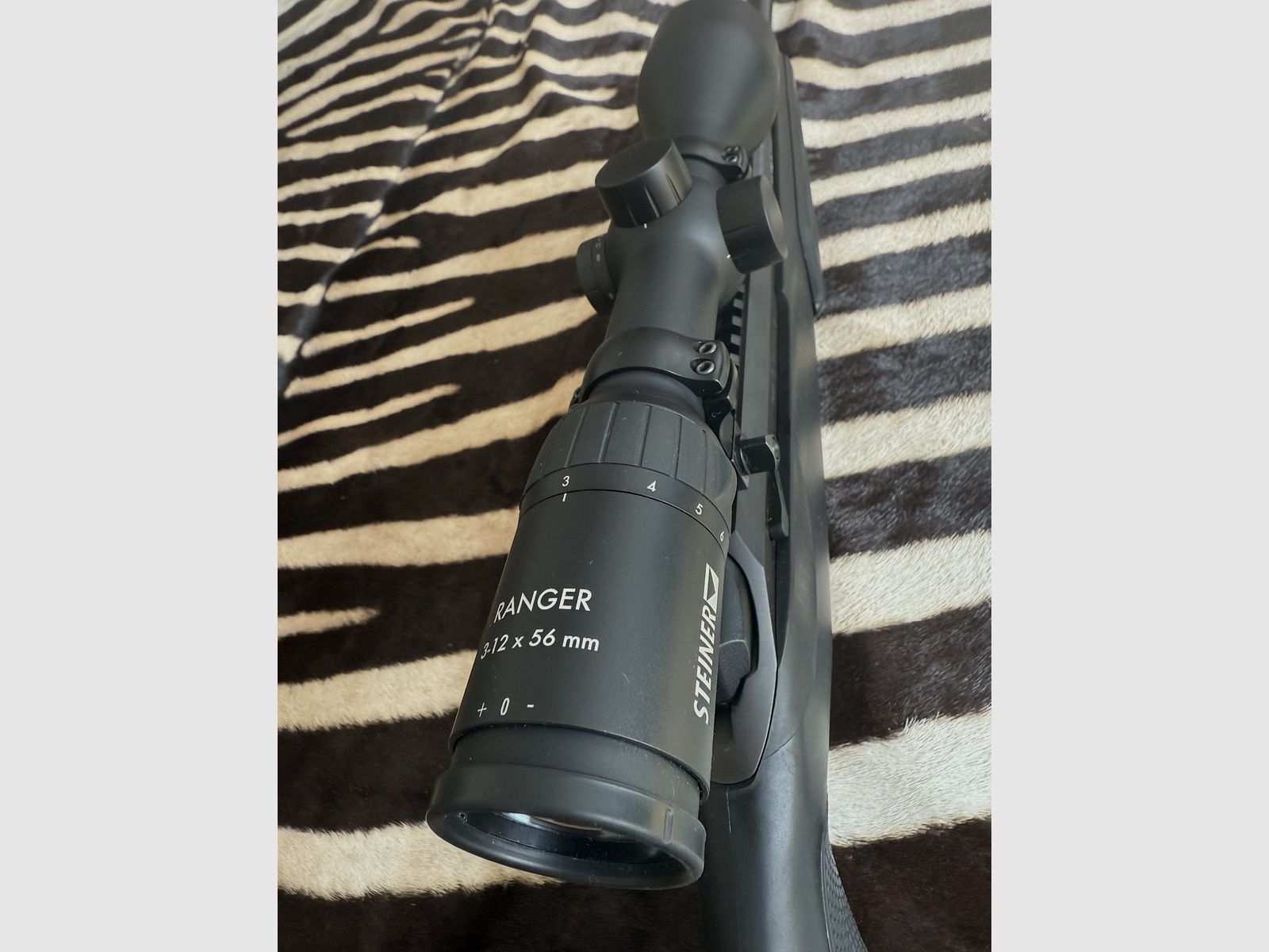 TIKKA T3x VARMINT .308 Win. LINKSSYSTEM STEINER RANGER 3-12 x 56
