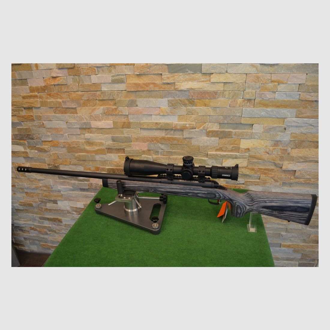 Savage Arms Model 112 Magnum Target