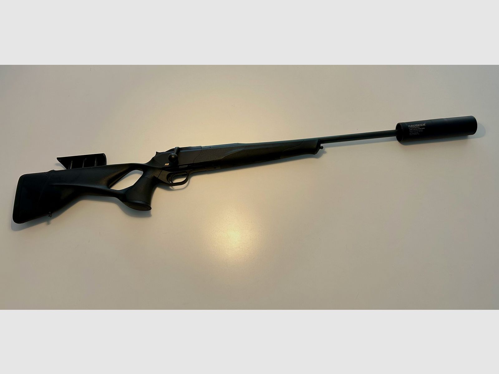 Blaser R8 Ultimate .30-06 – verstellbarer Schaftrücken – sehr gepflegt, schussarm + Hausken Schalldämpfer