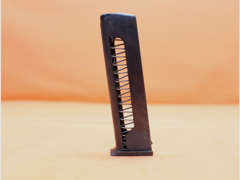 DDR SURPLUS Makarov PM: Magazin 8-Schuss 9mmMakarov DDR/ NVA Stahl brüniert (SURPLUS)