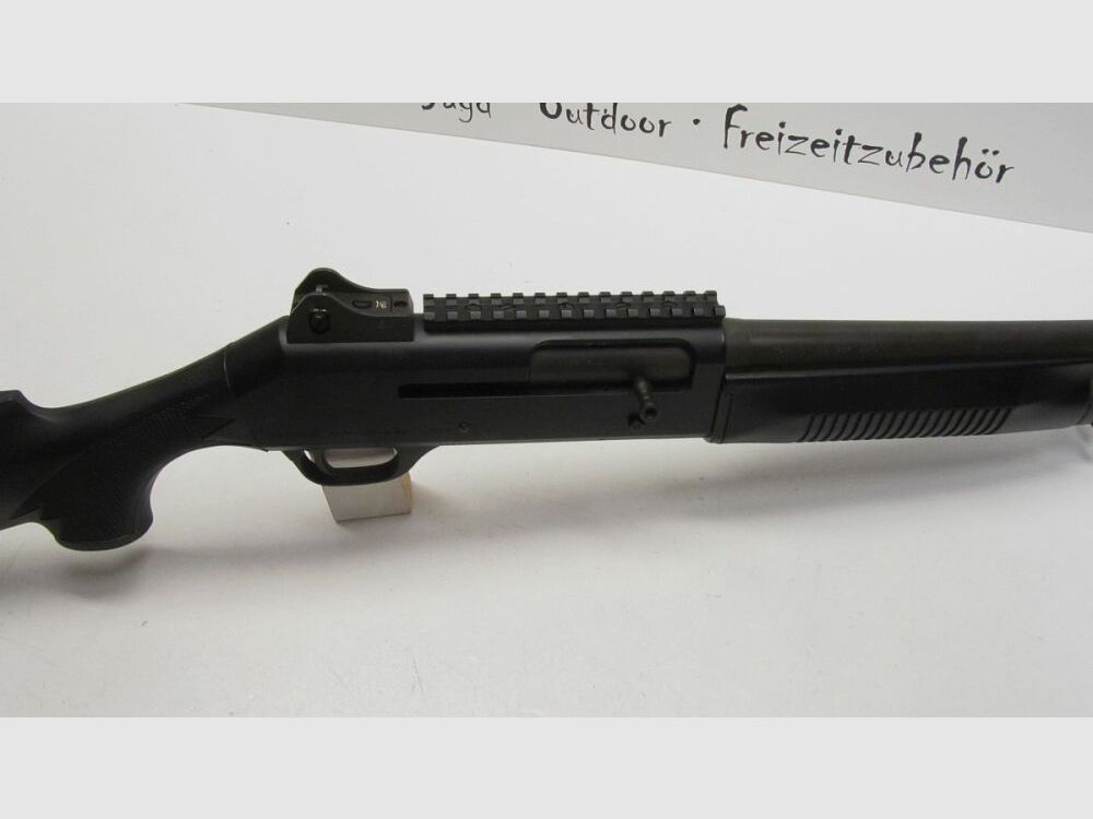 Fucile semiautomatico Benelli M4 Super 90 cal. 12/76, canna da 47cm 12/76