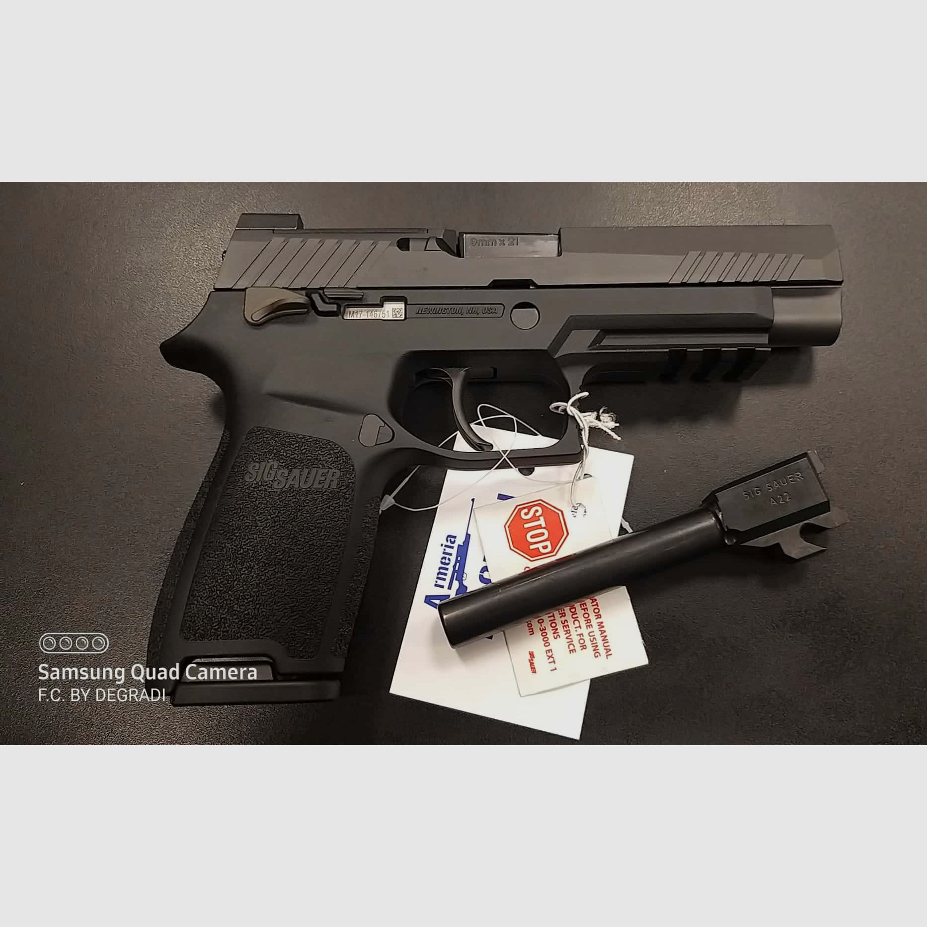 SIG SAUER P320 M17 CALIBRO 9X21, immagine 3 di 3