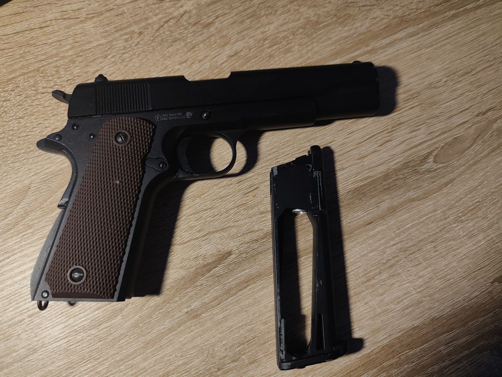 KLI M1911-A1 Vollmetall CO2 BlowBack 6mm BB schwarz