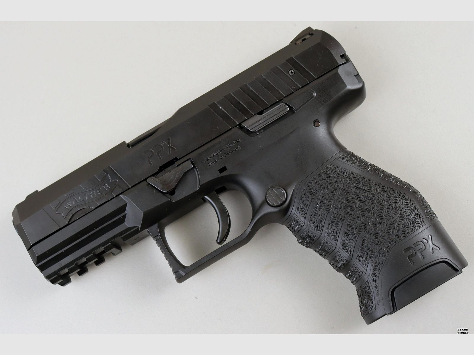 Pistola Walther mod. PPX cal. 9×19 matr. FAO8833, immagine 2 di 12