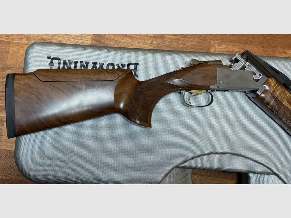 Browning B725 ProMaster regulowany 81 cm długości lufy 12/70