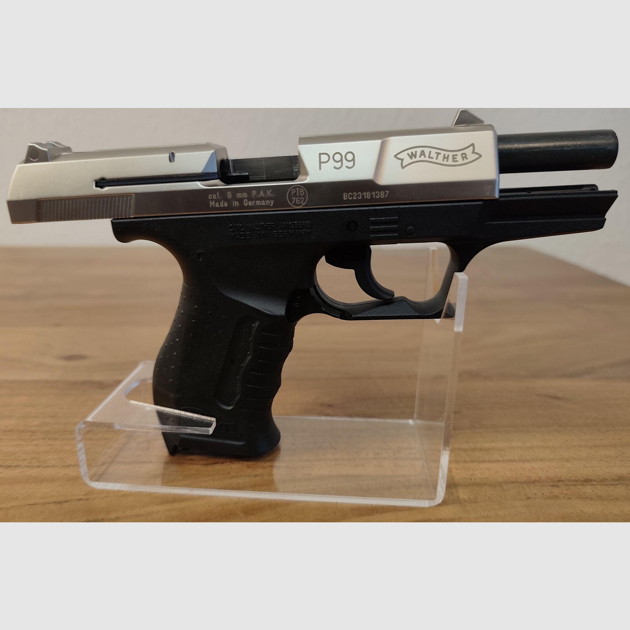 Wather P 99 Nickel kal. 9mm PTB 762 w stanie nowym