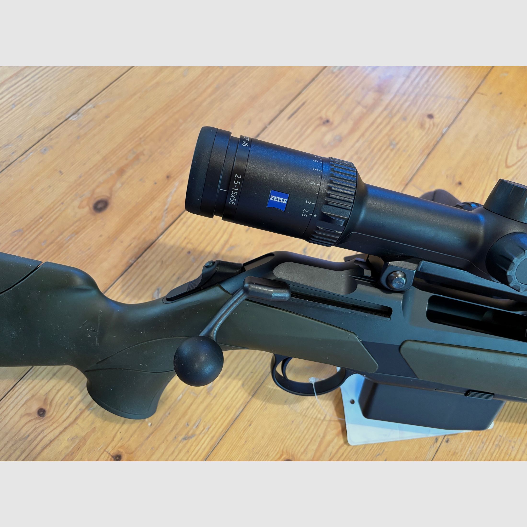 Merkel Helix .30-06 – Top Komplettset | Zeiss V6 | Schalldämpfer | Loch an Loch