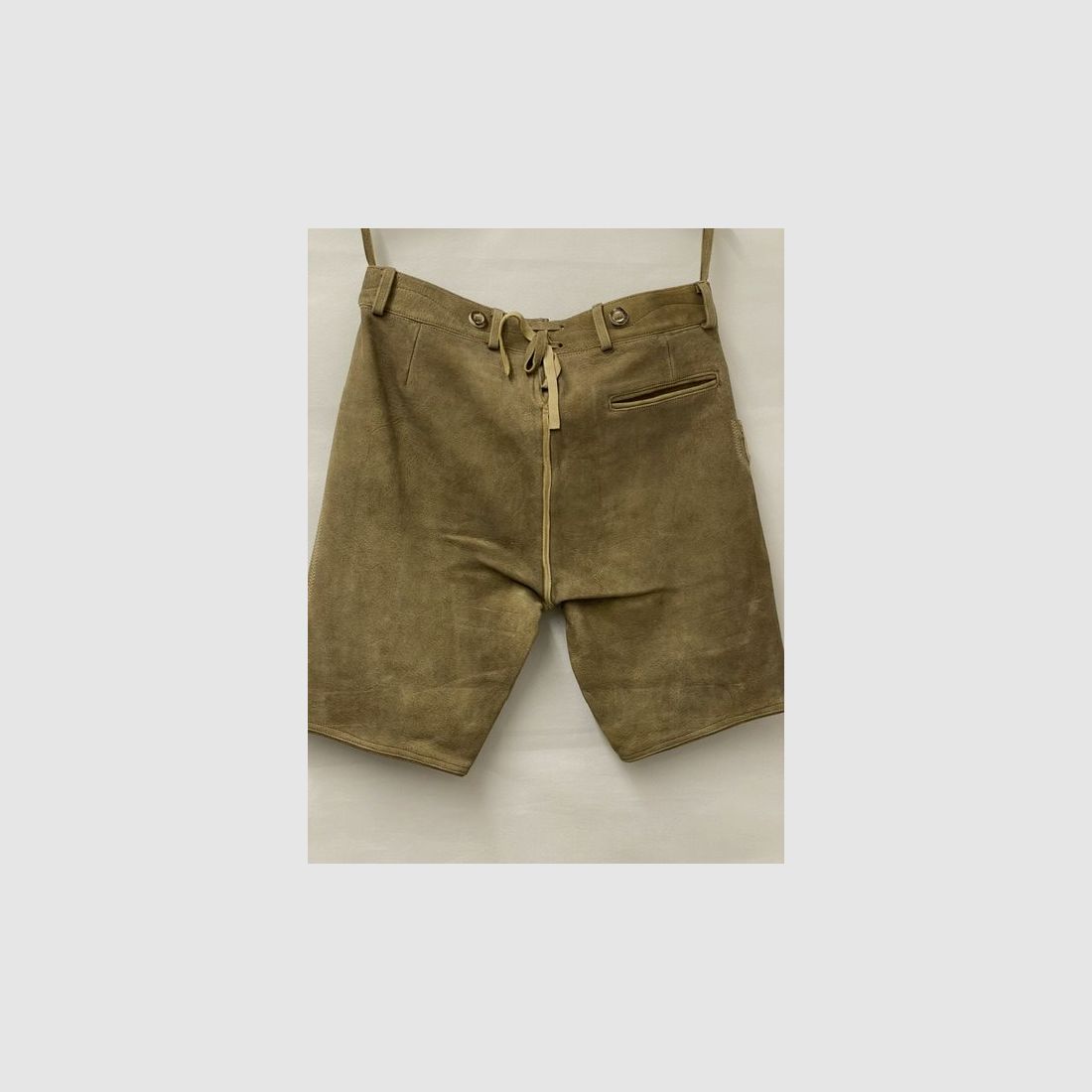 Short men's leather trousers, image 3 of 3